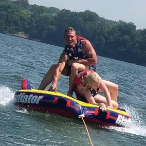 Meet your Posher, Adam